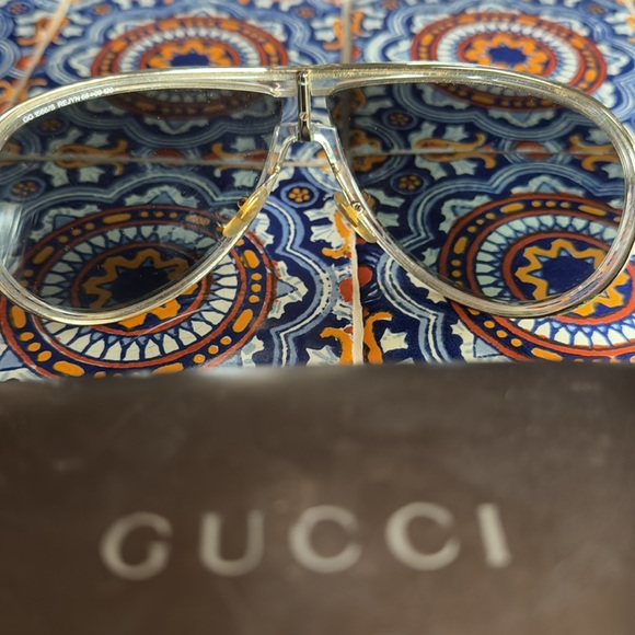 Gucci Aviator Style Sunglasses - Picture 8 of 11